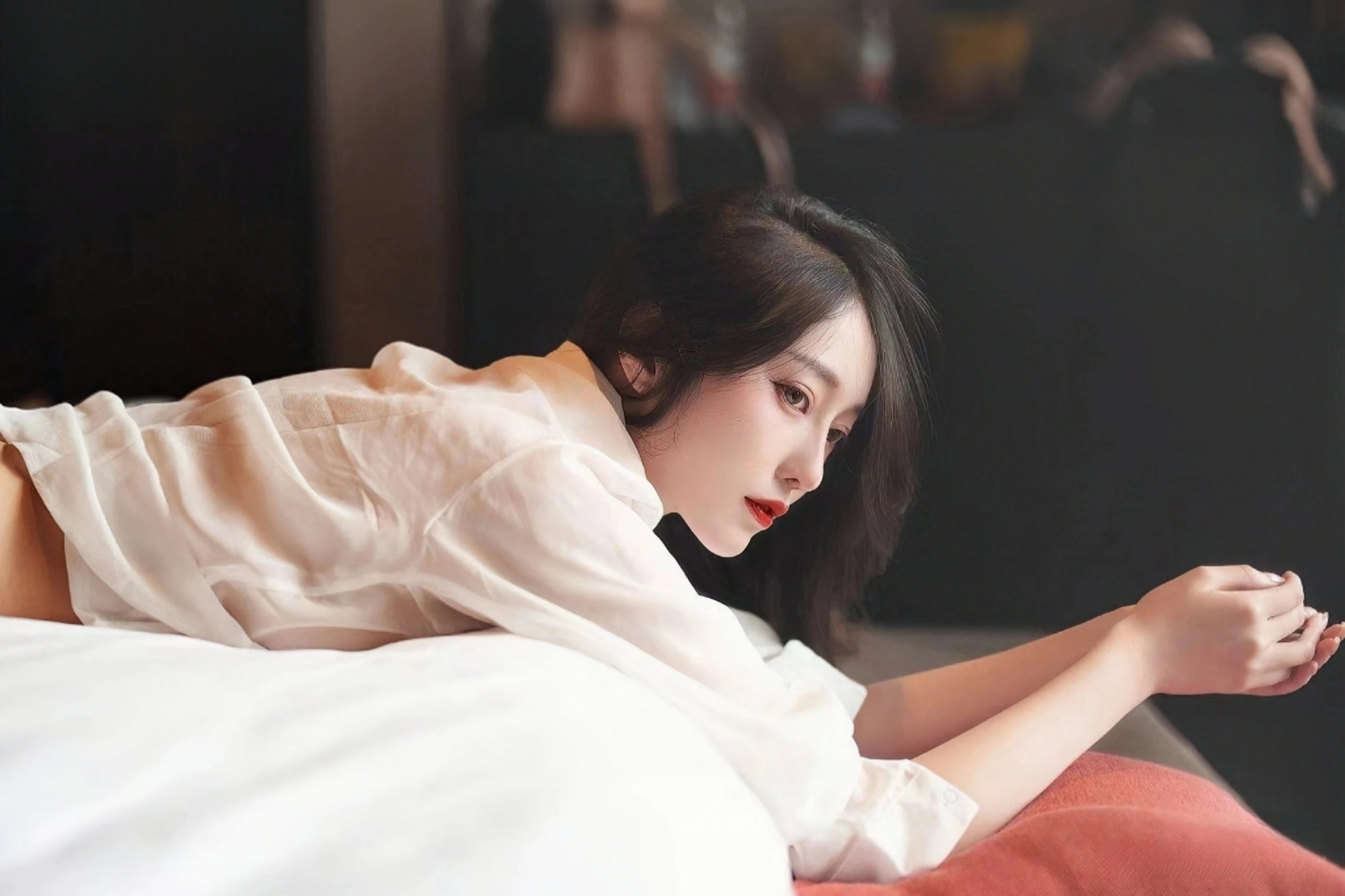 99re这里只有精品在线播放_国产一区久久一区_国产中文字幕在线视频播放_日本一区,二区,三区精品_九九精品视频国产_国产精品色午夜在线观看_欧美名模一区二区视频_亚洲国产精品成人综合|AI与人类关系探索：人类能信任AI的“三观”吗？